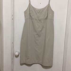 NYKhakis womans 12 with embroidered built in bra